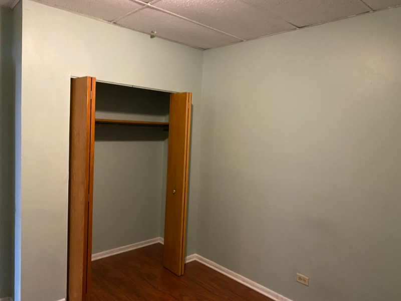 2988 S Archer Ave #2R - Photo 5 of 7