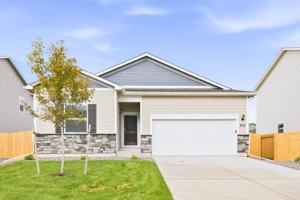 featured image of 933 Gianna Ave