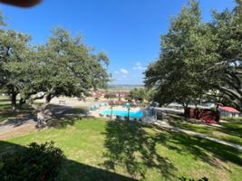 featured image of 1581 Parkview Dr Bldg E #8