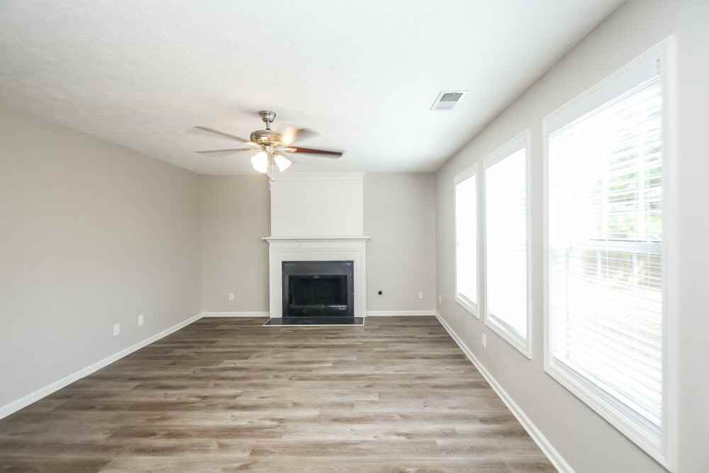 12250 Molly Sue Ln - Photo 4 of 17