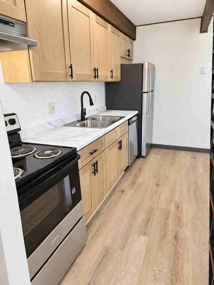 725 Moull St #A - Photo 2 of 13
