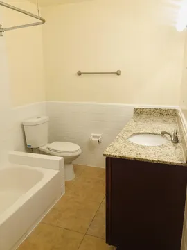 Sw 37th Mnr #ROOM - Photo 7 of 14