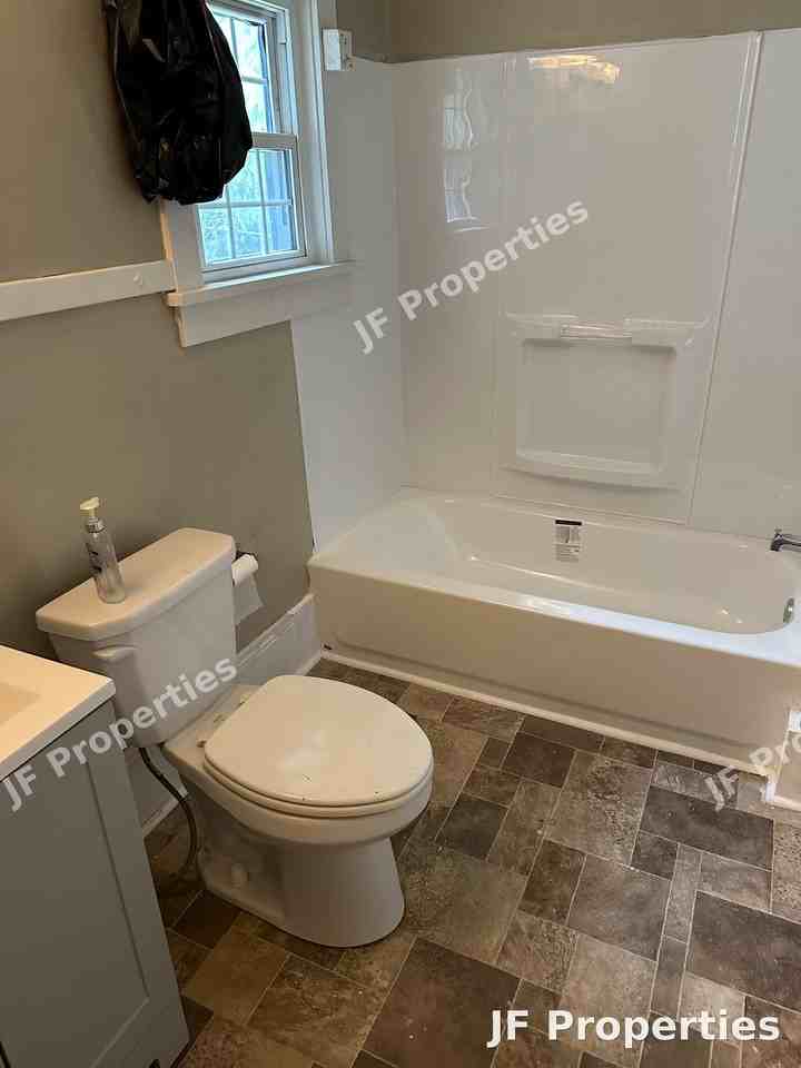 881 Babbitt Rd - Photo 4 of 5