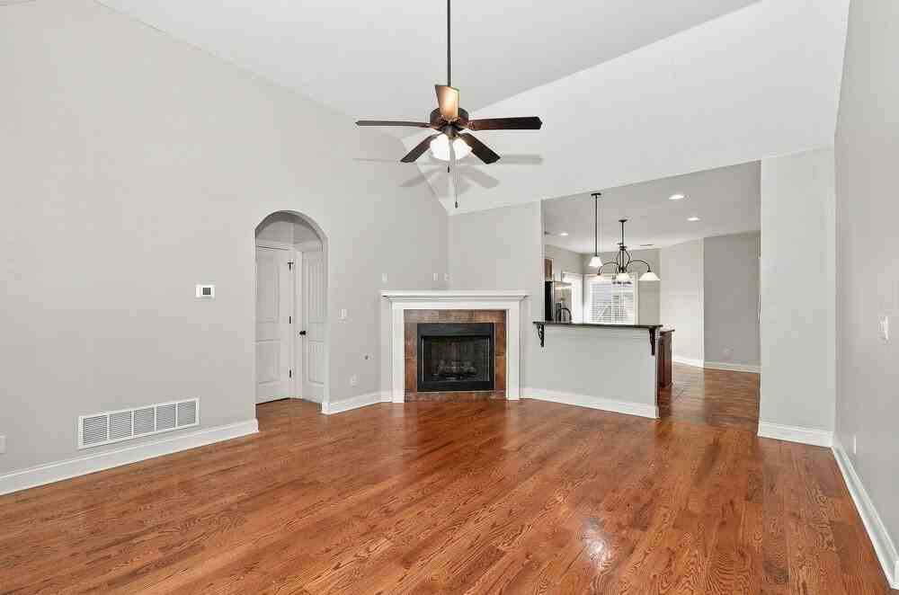 4678 W Dublin - Photo 4 of 17