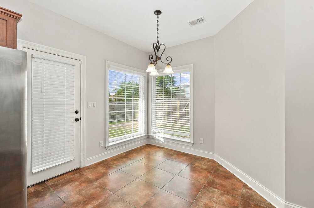 4678 W Dublin - Photo 6 of 17