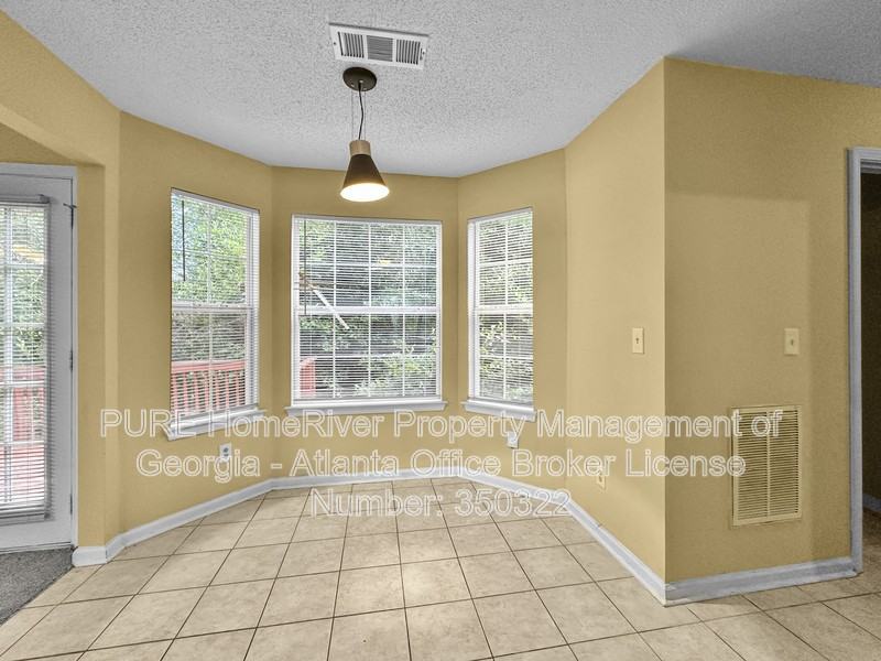 10761 Tara Village Way - Photo 7 of 24