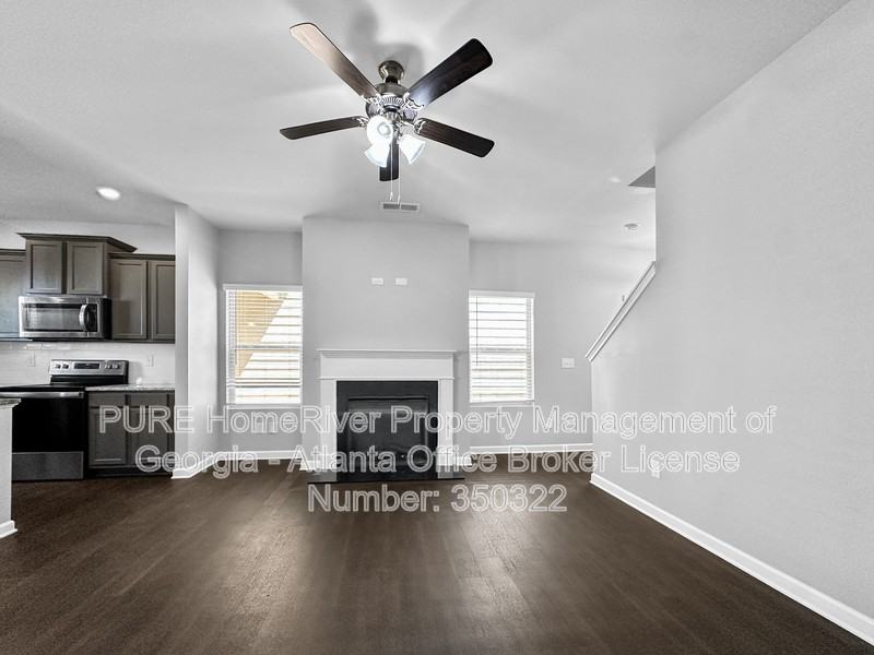4035 Emmons St - Photo 7 of 25
