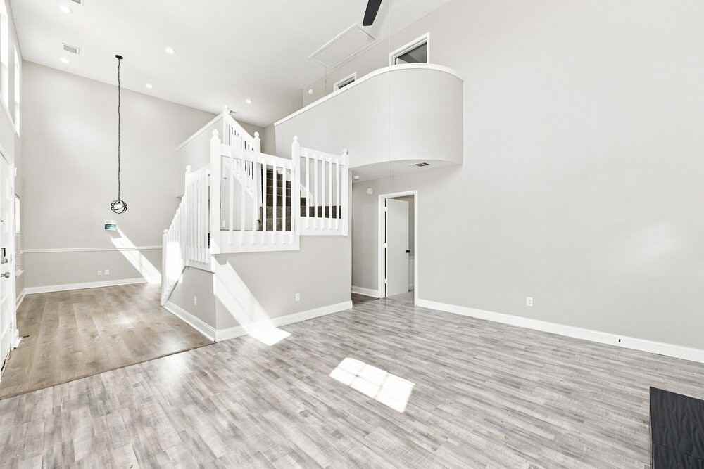 1125 Harvest Hill Ln - Photo 5 of 17
