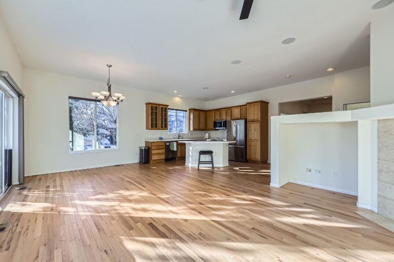 10436 Norfolk Ct - Photo 2 of 20