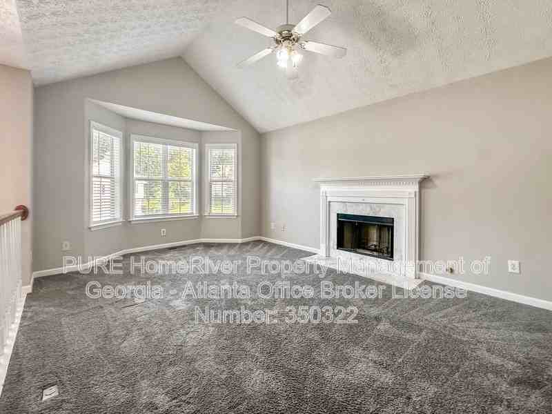 335 Paradise Dr - Photo 6 of 26