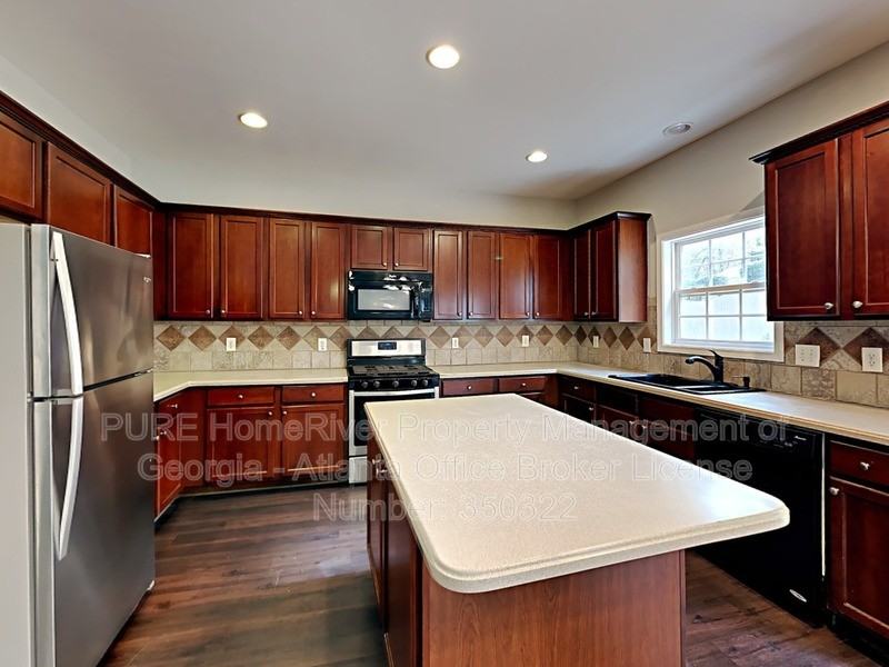 1119 Silvergate Ln - Photo 7 of 28