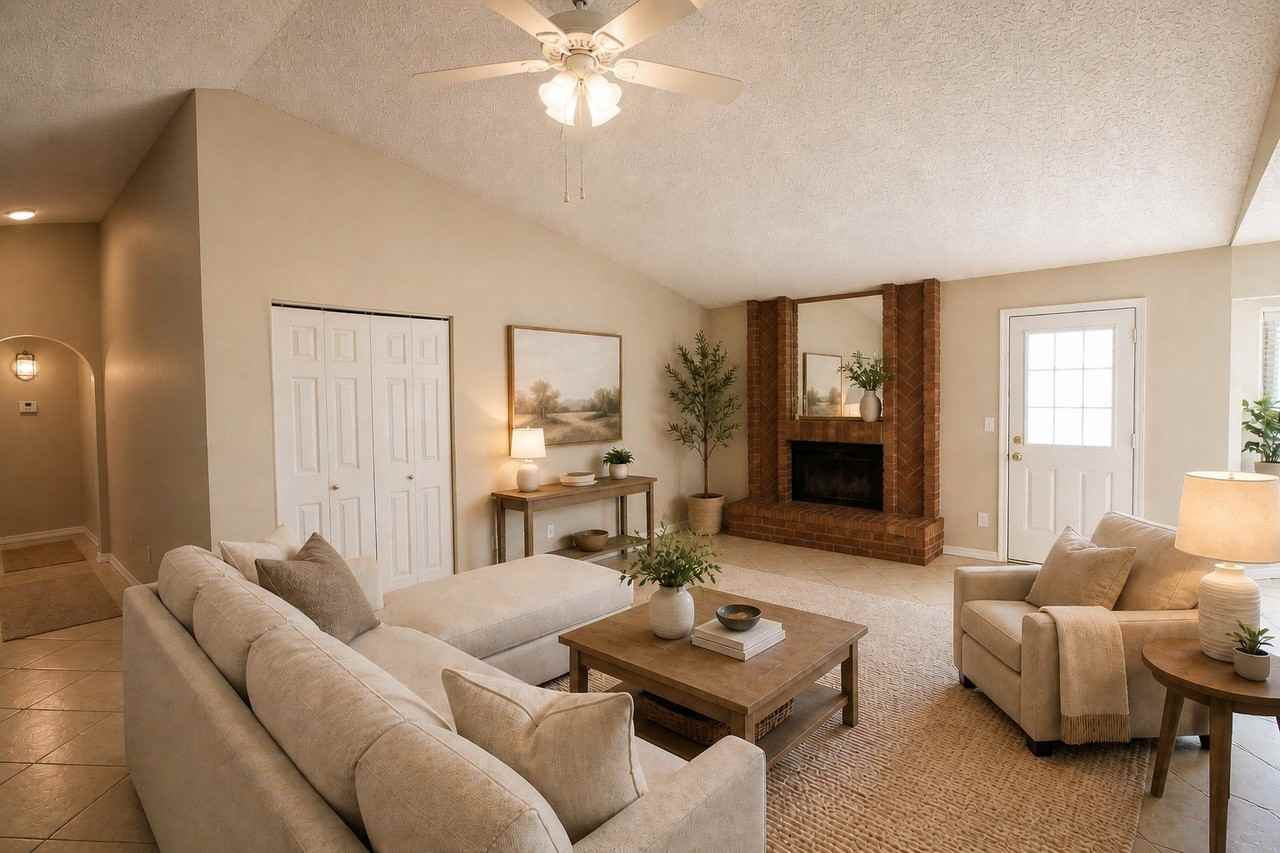 3731 E Hampton Ave - Photo 6 of 28