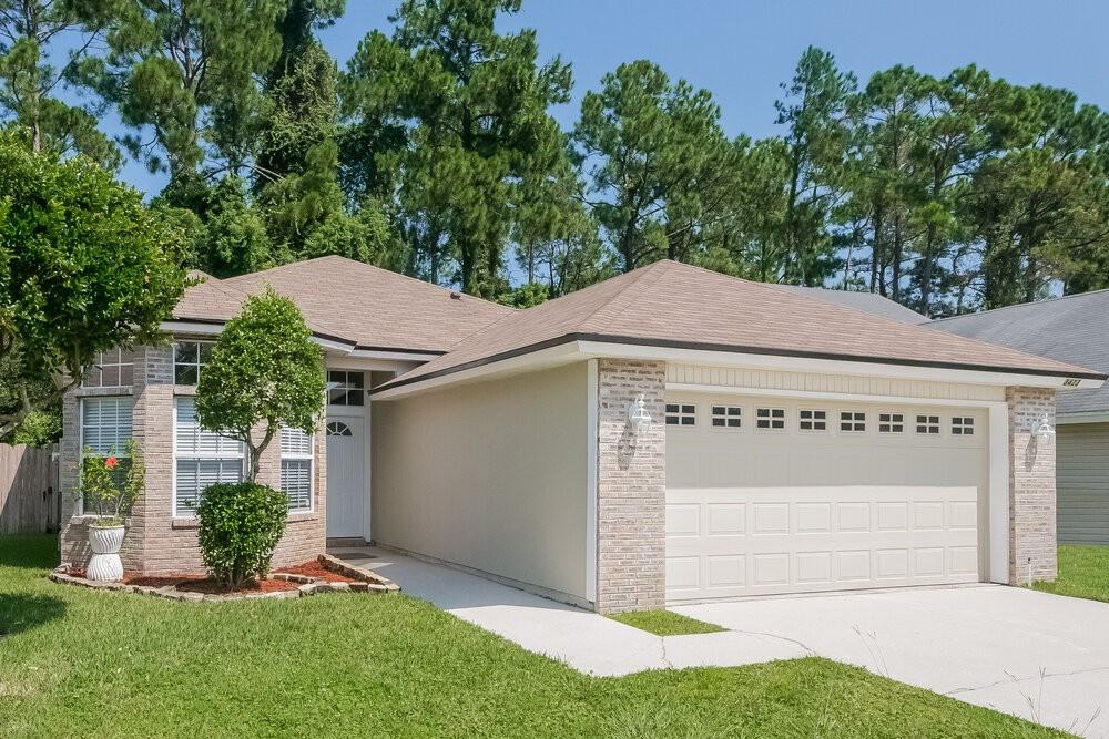 3423 Brahma Bull Cir N - Photo 2 of 16