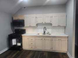 featured image of 1167 N 4th St #1