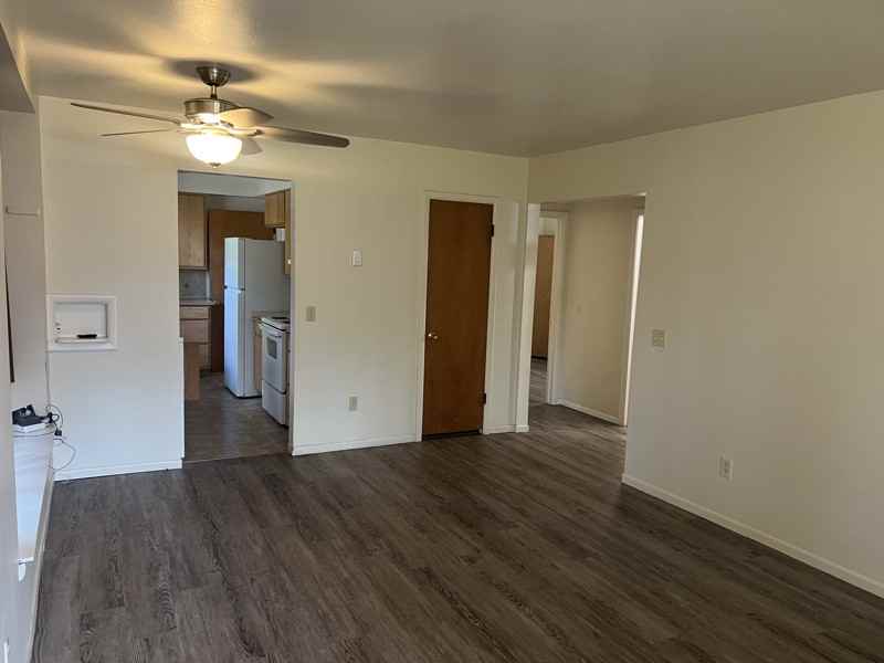 415 B St - Photo 3 of 20
