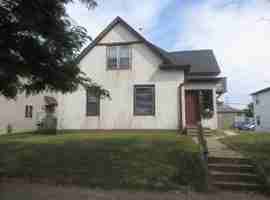 featured image of 512 9th St N #512