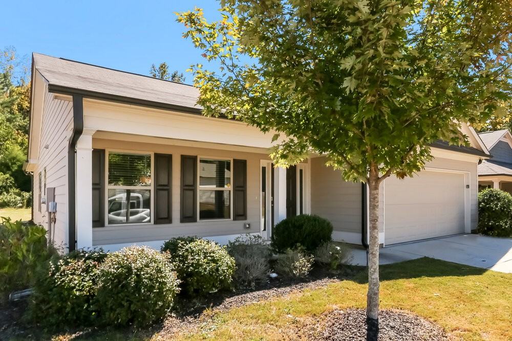 270 Eagles Pkwy - Photo 3 of 16