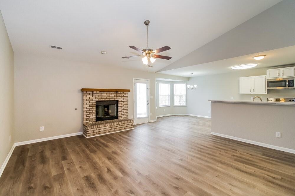 7645 Blue Willow Dr - Photo 3 of 16