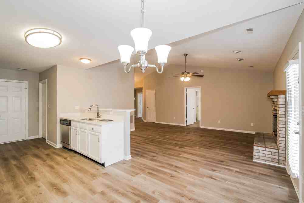 7645 Blue Willow Dr - Photo 6 of 16