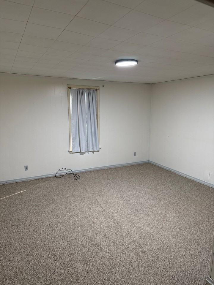 64 High St #2 - Photo 3 of 5