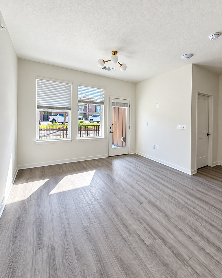 1621West Apartments - Photo 4 of 36