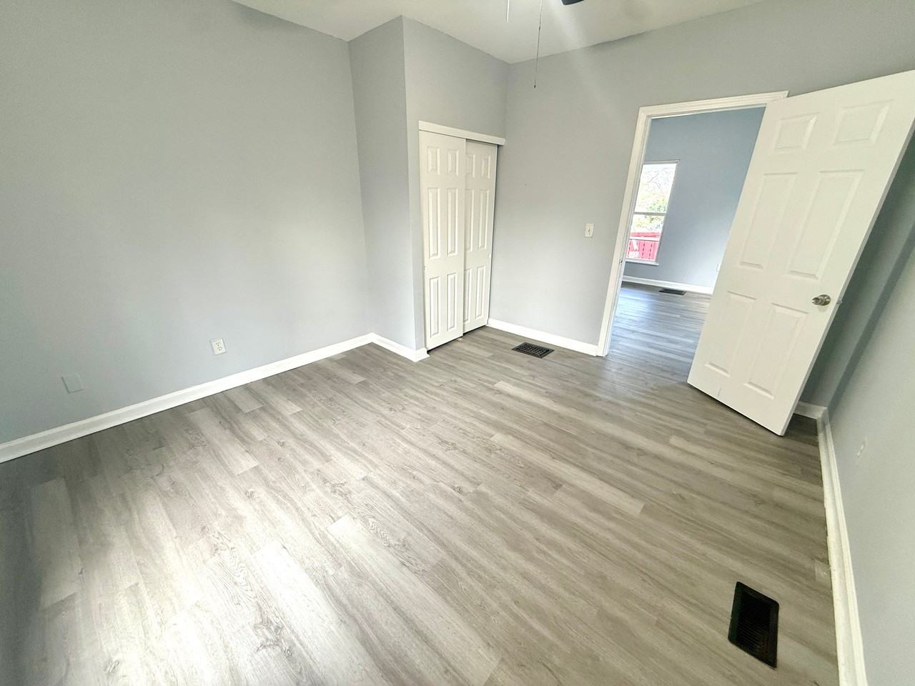 22 Pleasant St - Photo 5 of 14