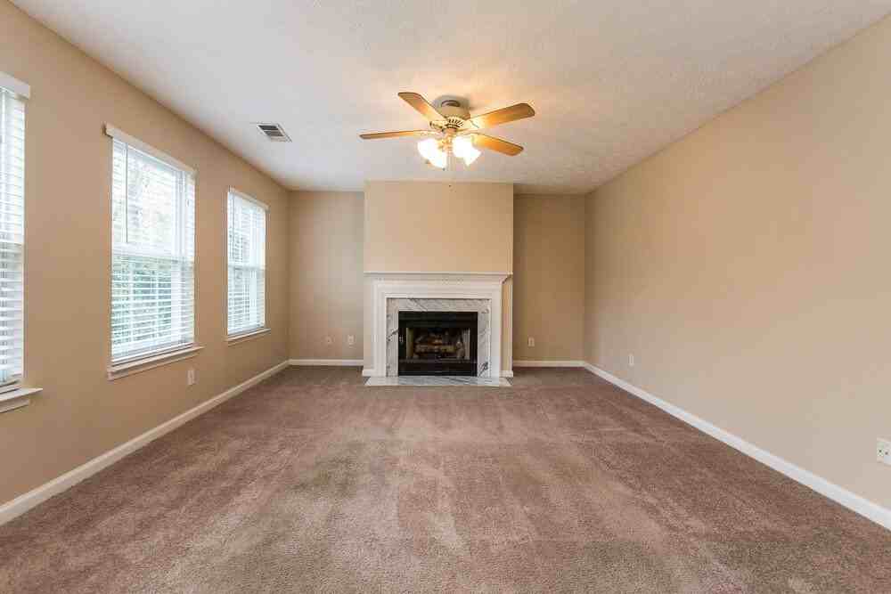 400 Crested View Dr - Photo 5 of 17