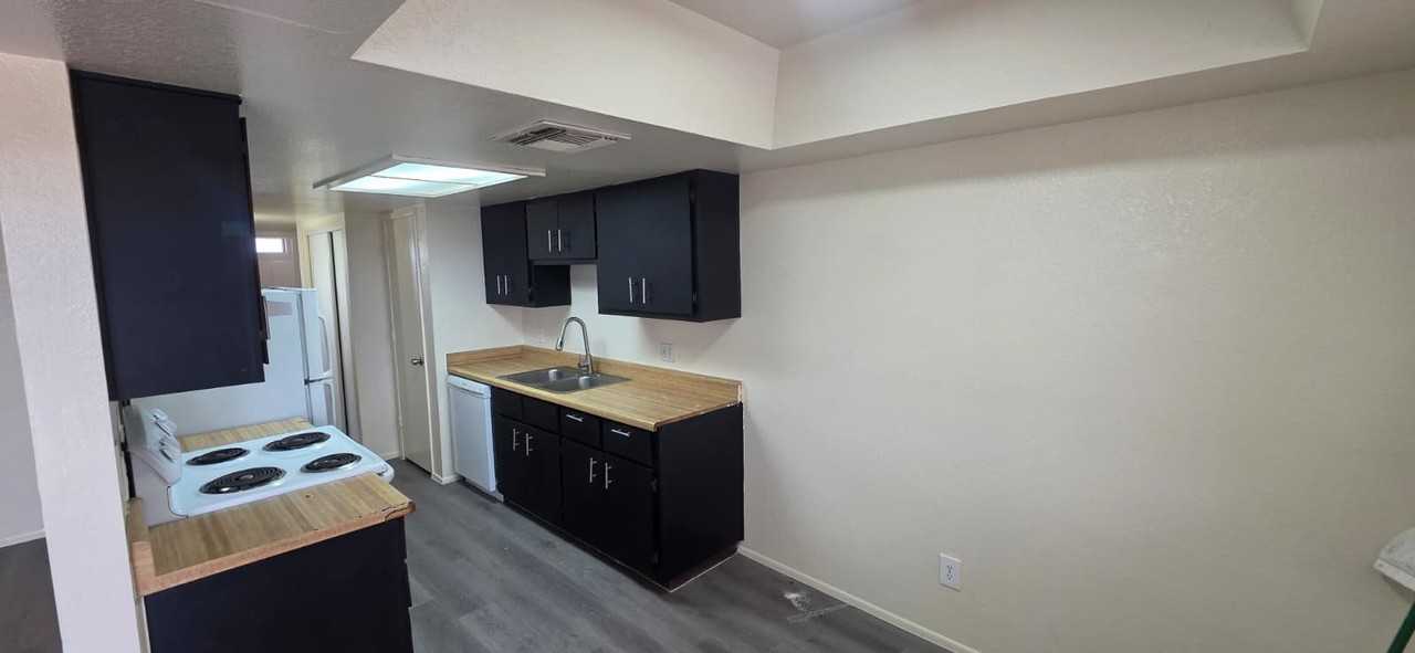 1844 S Monterey Dr #201 - Photo 3 of 11