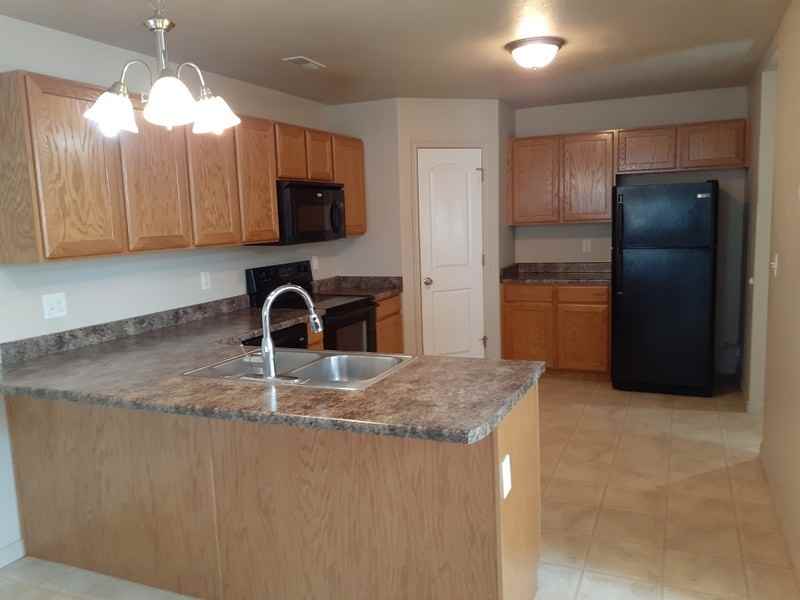 2632 Southwest #B - Photo 2 of 29