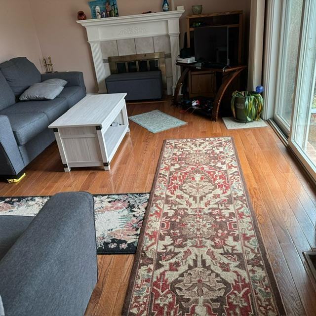 10318 Commonwealth Court - Photo 4 of 17