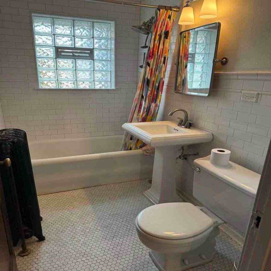 1206 Harlem Blvd #B - Photo 6 of 20