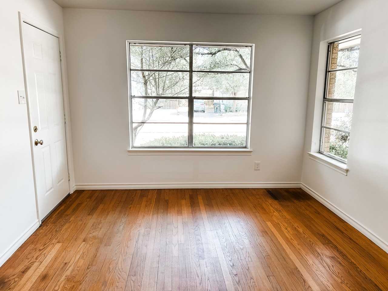 1611 M Ave - Photo 7 of 16
