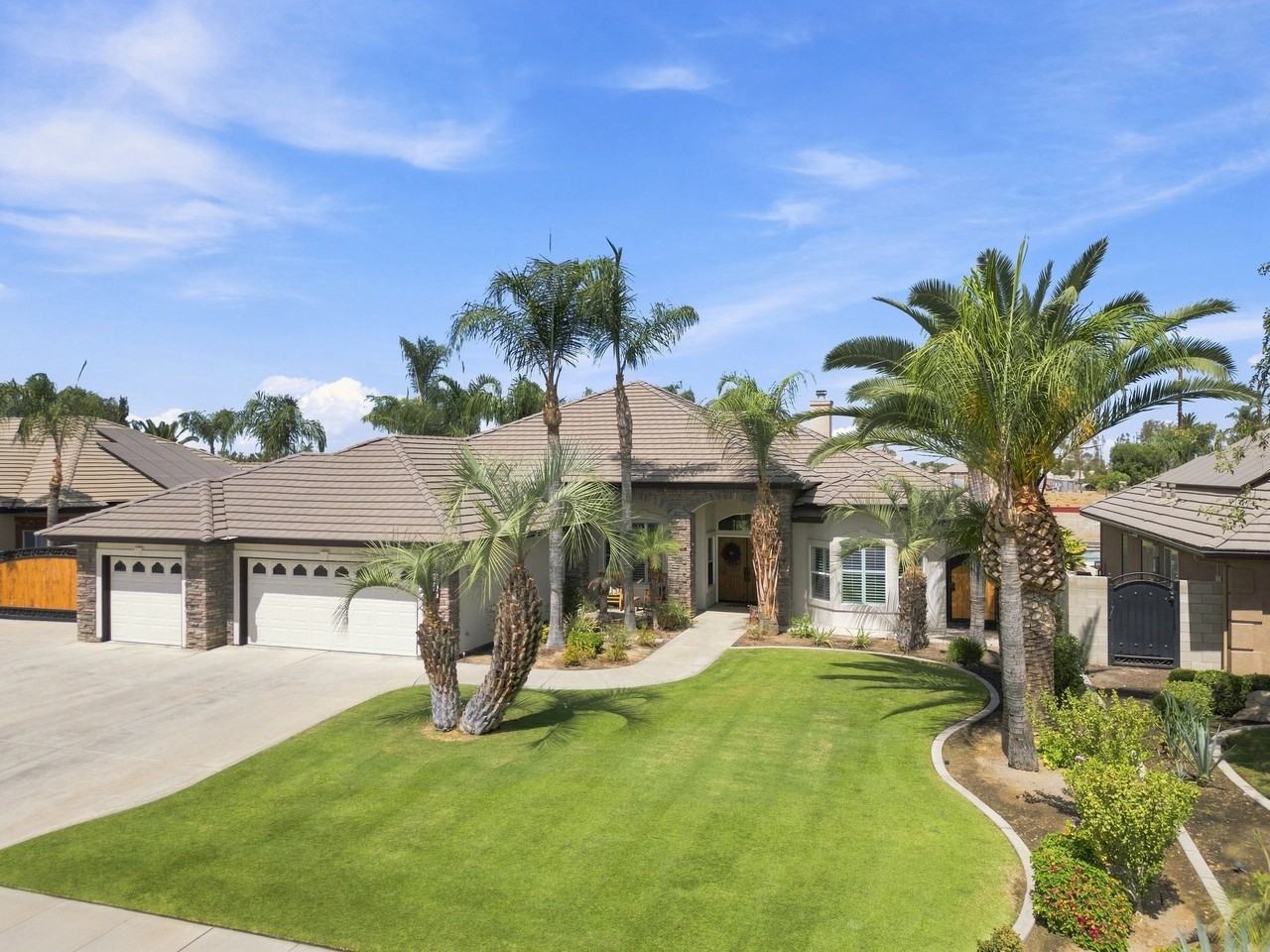 14728 Redwood Springs Dr - Photo 3 of 20