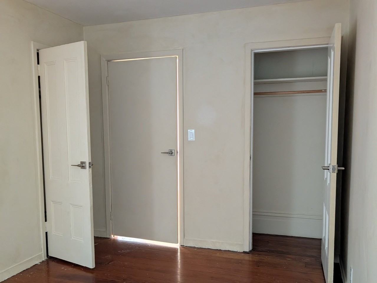 320 Bartlett St - Photo 6 of 20