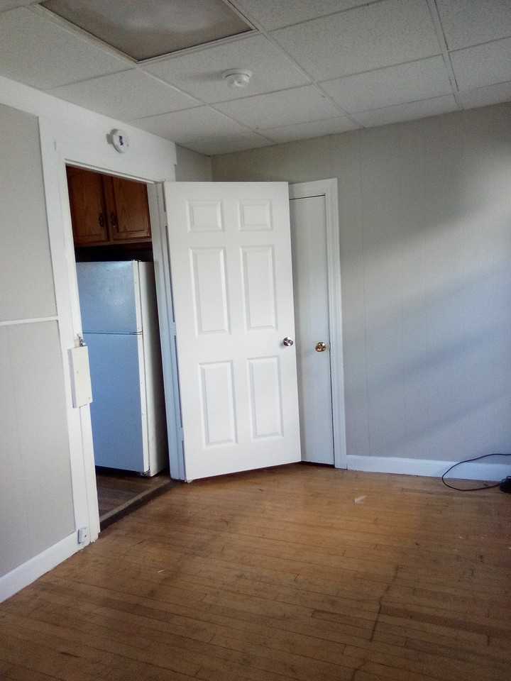 26 Hale St #1LEFT - Photo 5 of 8