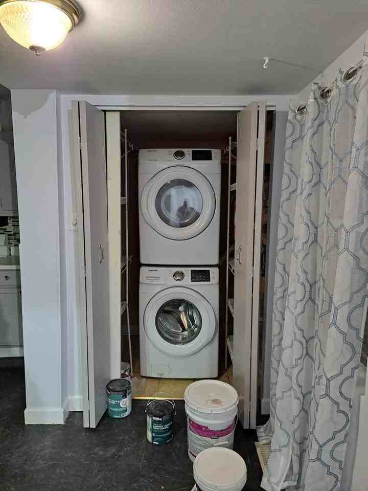 2823 S Loomis St #REAR - Photo 5 of 9