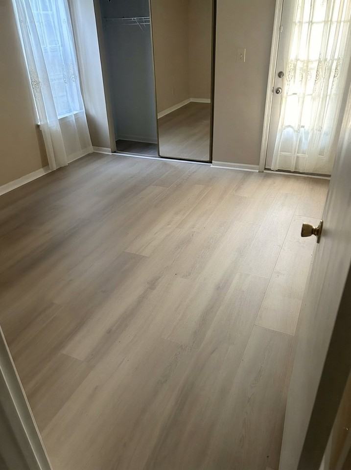 3674A Towne Point Rd - Photo 2 of 8