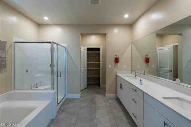 6842 Moorland St - Photo 5 of 8