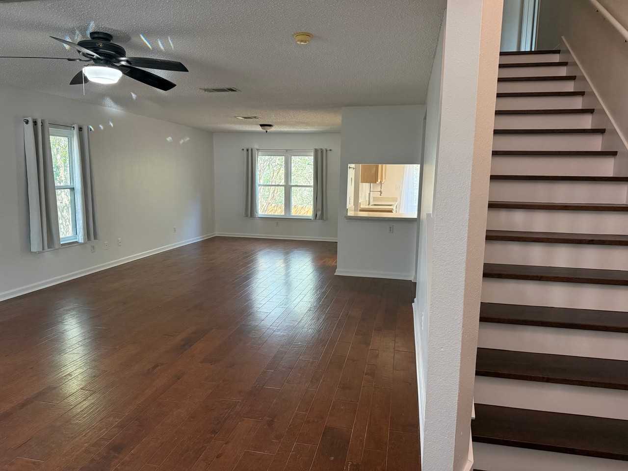 2308 Lavendale Ct - Photo 2 of 20