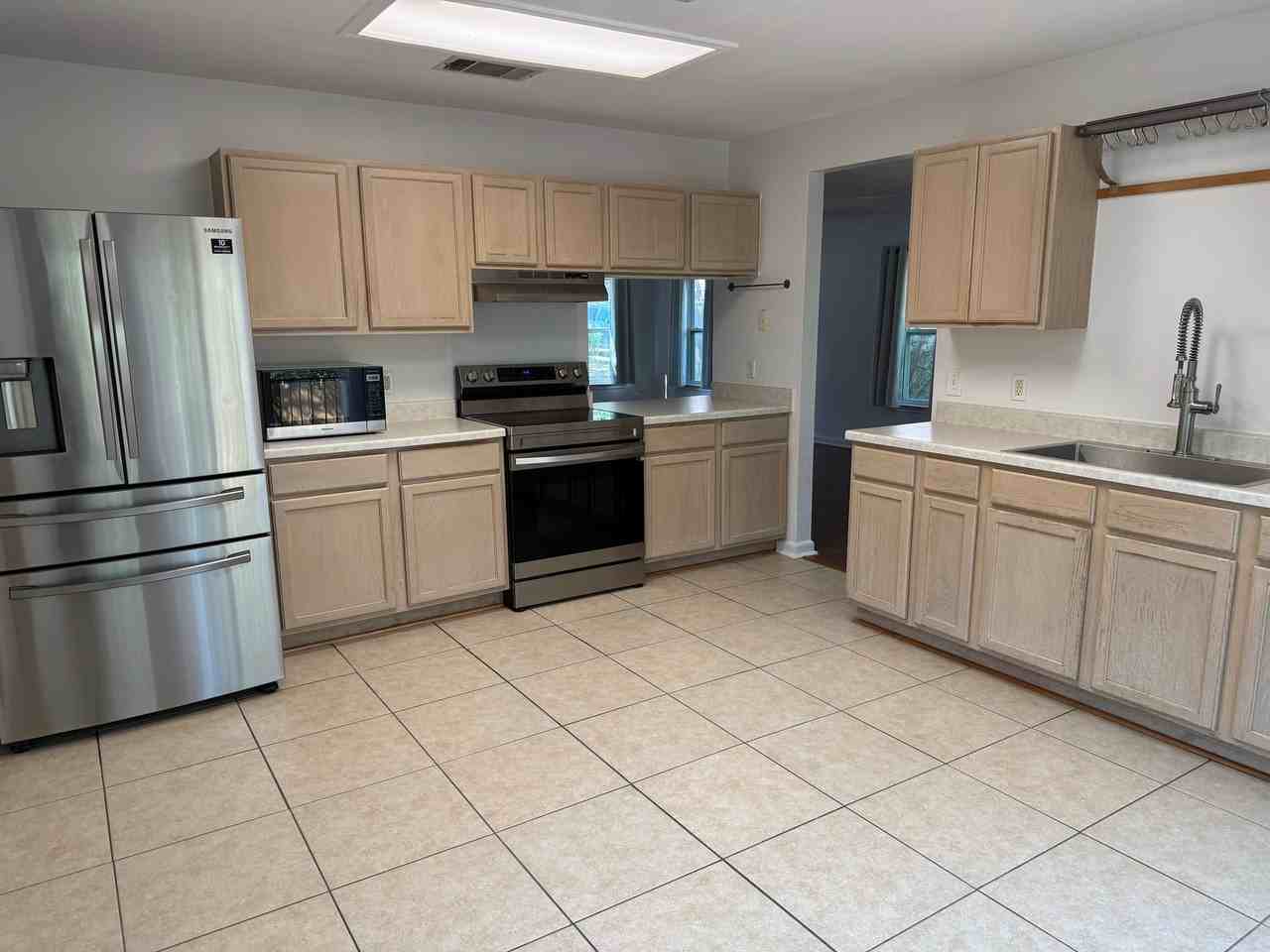 2308 Lavendale Ct - Photo 6 of 20