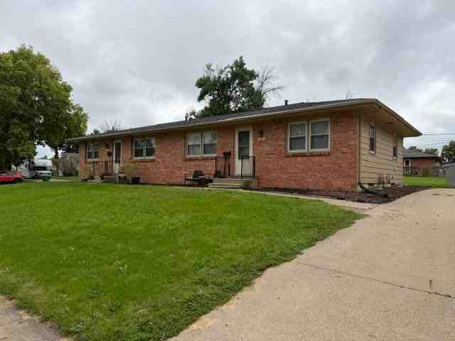 214 Nw Arlan Dr #214 - Photo 2 of 8