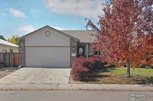featured image of 385 Blue Azurite Ave