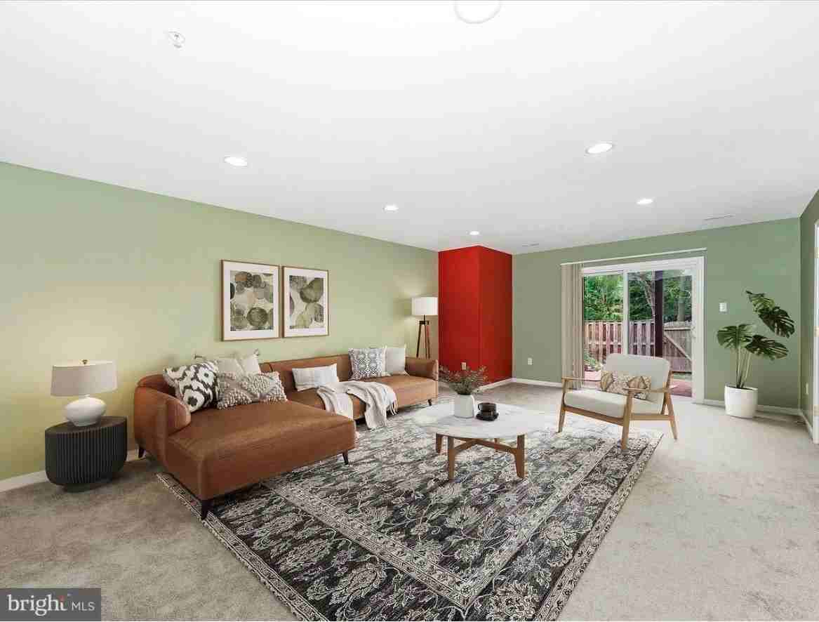 505 Ellison Ct - Photo 4 of 17