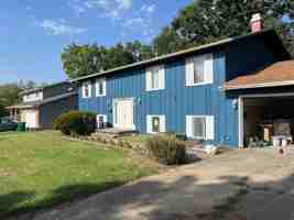 featured image of 2320 N Kenwood Ct