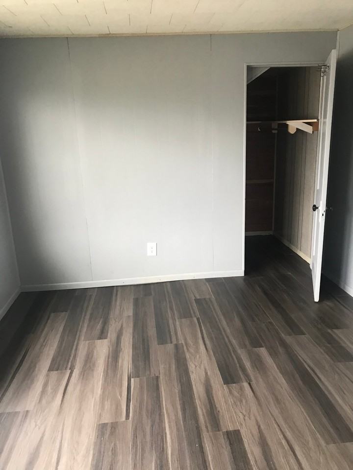 951 Warren Ave - Photo 5 of 5