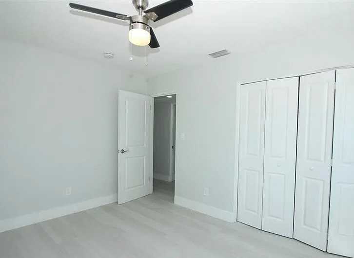 16077 Garrett Grove Ct - Photo 5 of 10