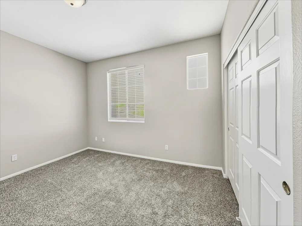 3326 Chesterbrook Ct - Photo 4 of 13
