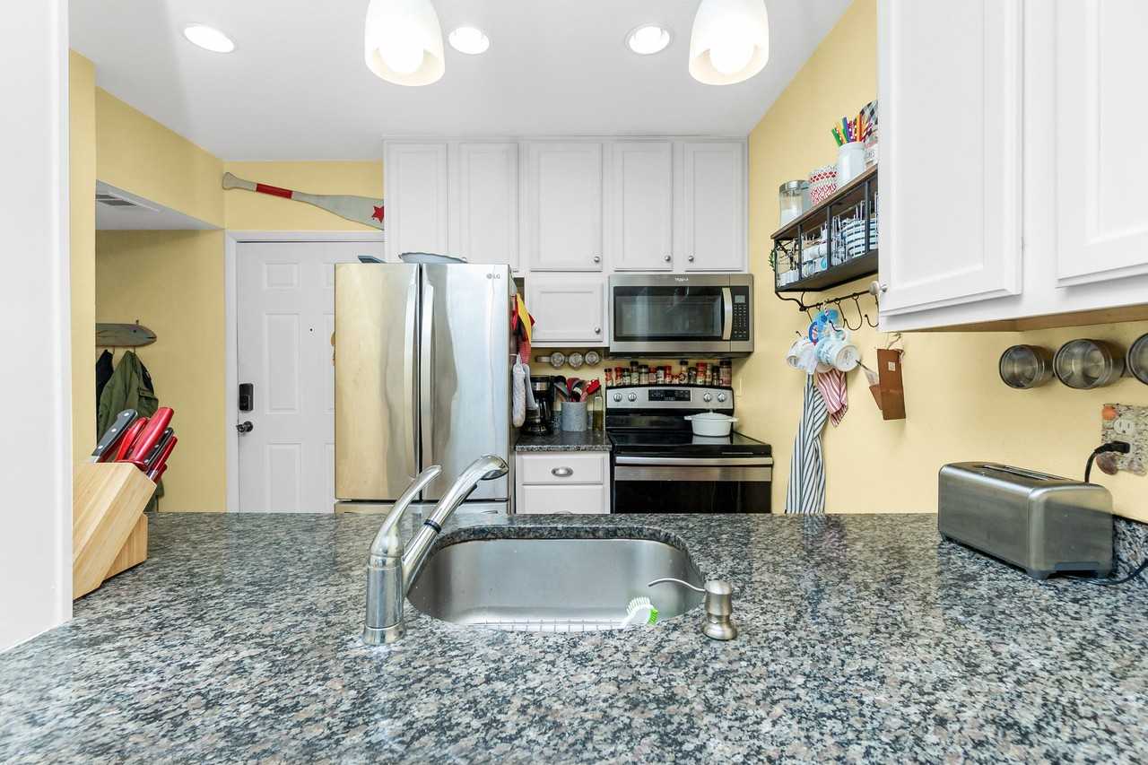 1285 Gulf Blvd #4 - Photo 3 of 11