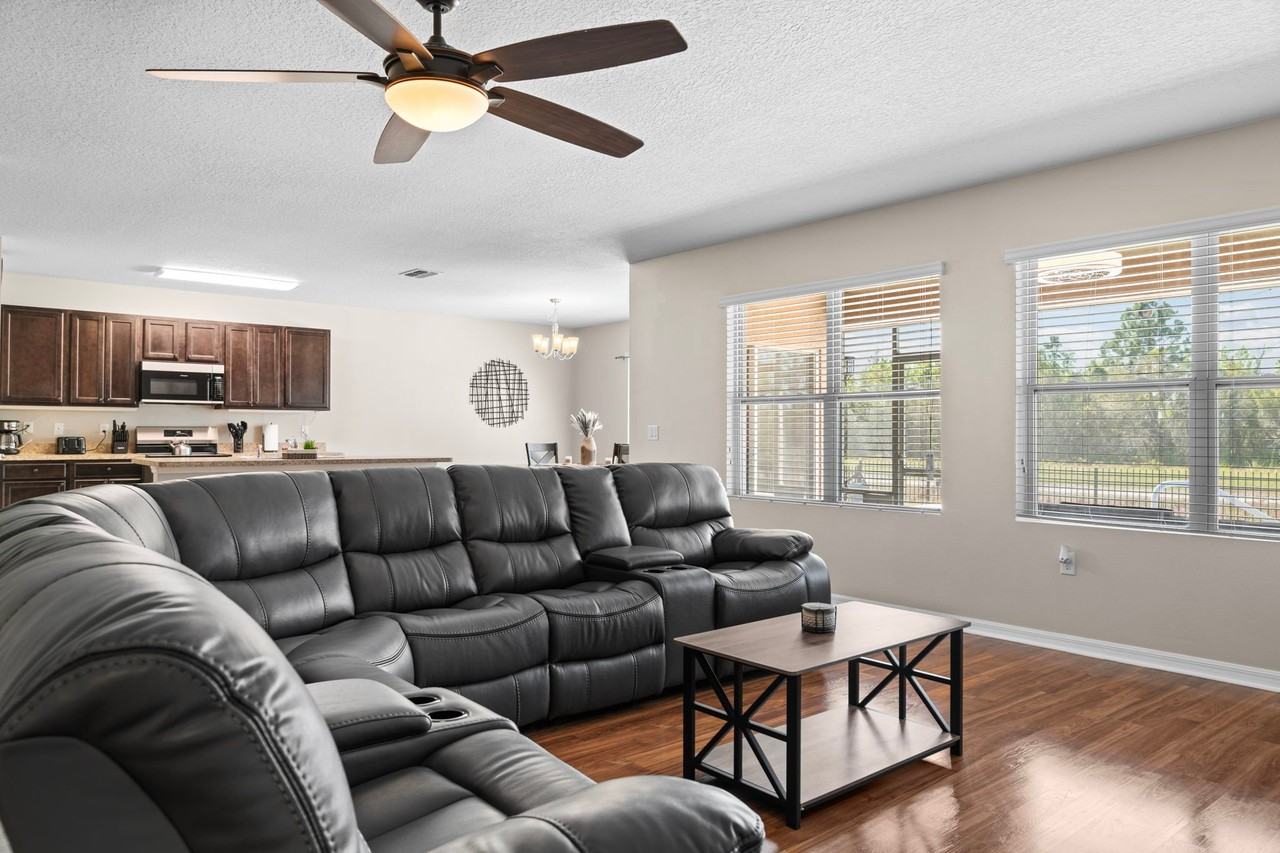 5771 Marsh Landing Dr - Photo 2 of 20
