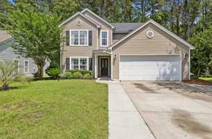 featured image of 7 Longleaf Ct